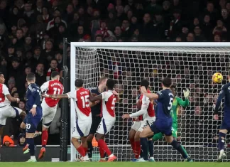 EPL Round-up: Chelsea go second, as Arsenal thump Manchester United