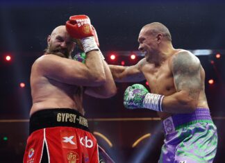 Usyk beat Fury again in a rematch