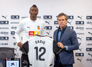 Official: Sadiq Umar joins Valencia on loan
