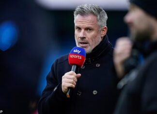 Carragher clarifies comments on AFCON