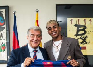 Lamine Yamal takes over iconic Barcelona No. 10 jersey
