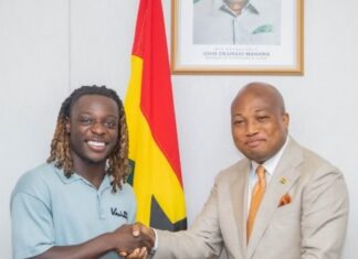 Manchester City star Jeremy Doku officially receives Ghanaian passport
