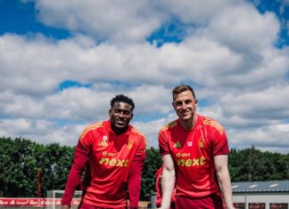 Awoniyi honoured with commemorative jersey after 100th Nottingham Forest appearance