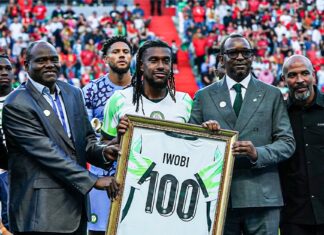 Iwobi honoured with special plaque for 100th Super Eagles appearance