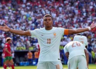 Mbappe, Dembele fire France past Morocco into World Cup semi-finals