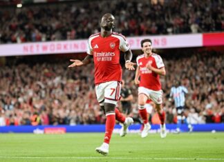 EPL: Arsenal begin title defence with win as Hull City shock Manchester United